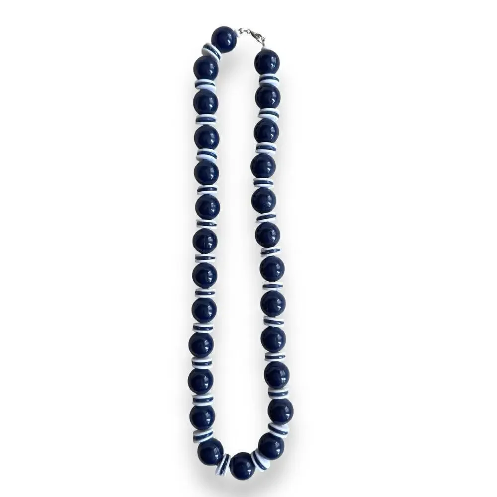 Glows Under Blacklight Vintage 25” Lucite White & Blue Bead Necklace 1980’s